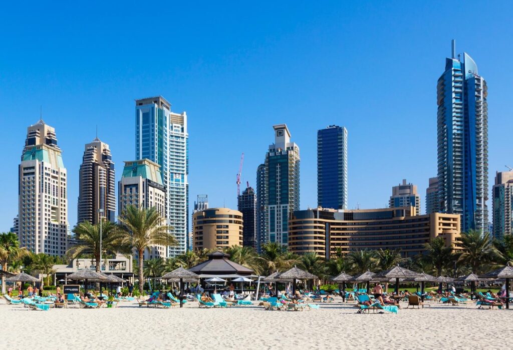 Picturesque Spots for a Stroll with your Pets